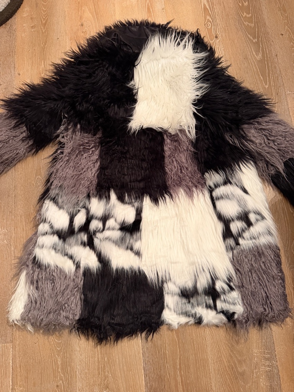 Dolls Kill Black, White & Gray Patchwork Faux Fur Coat - Picture 4 of 4